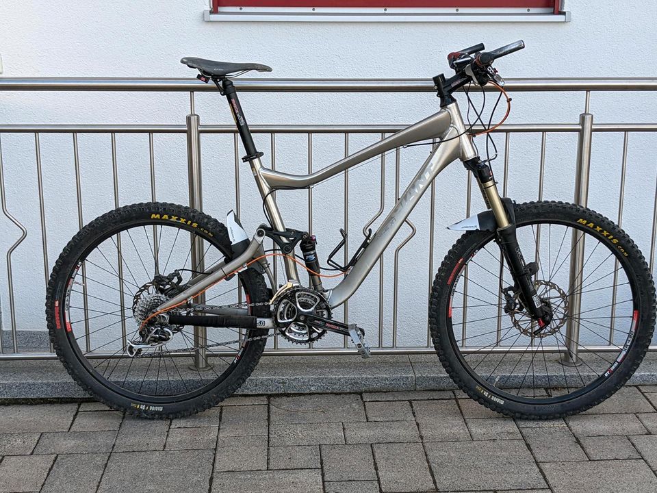 Giant Trance X1 L Eloxiert Dtswiss 240s MAXXIS RockShox Fox 26" in Saaldorf-Surheim