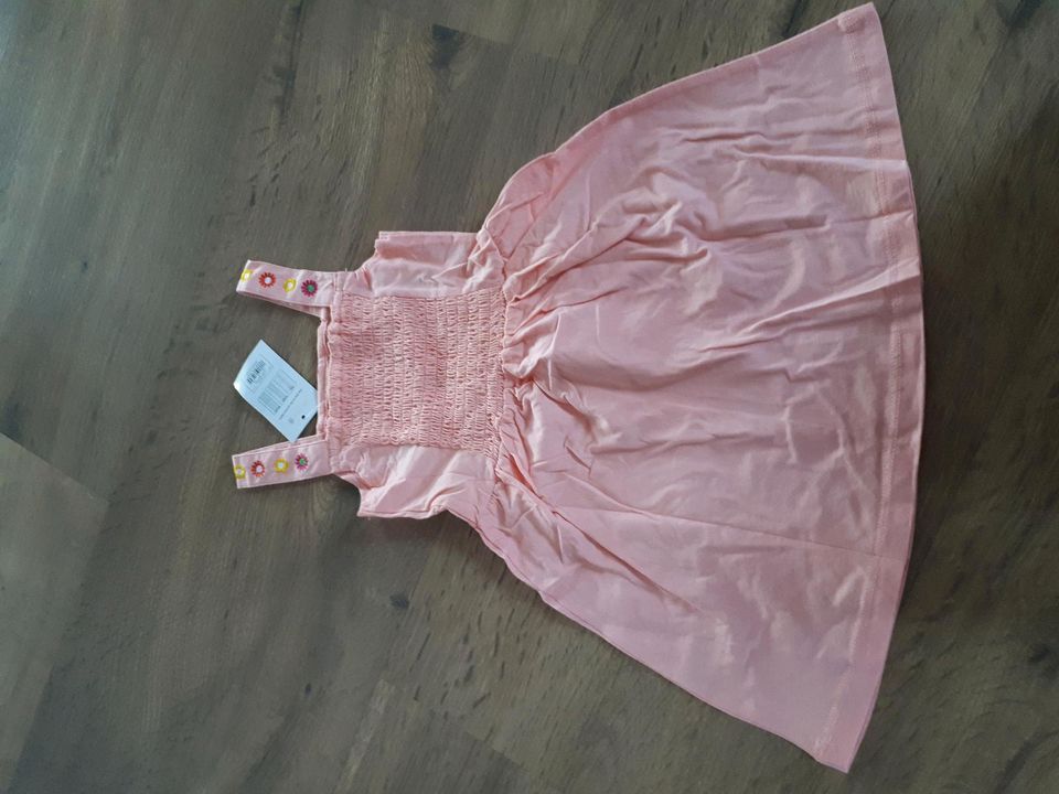 NEU süßes Sommer Kleid Träger Gr. 92 in Bad Schönborn