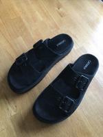 Catwalk Pantoletten / Plateaus, schwarz, Gr. 40. NEU❣️ Rheinland-Pfalz - Rengsdorf Vorschau