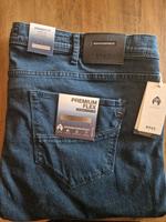 BRAX Herren Jeans in blau W44L32 (NEU!) Nordrhein-Westfalen - Balve Vorschau