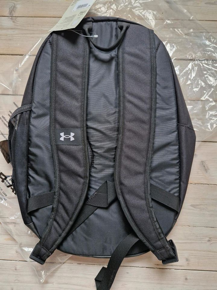 UNDER ARMOUR Rucksack NEU&OVP UA HUSTLE LIGHT Schwarz/Silber in Köln