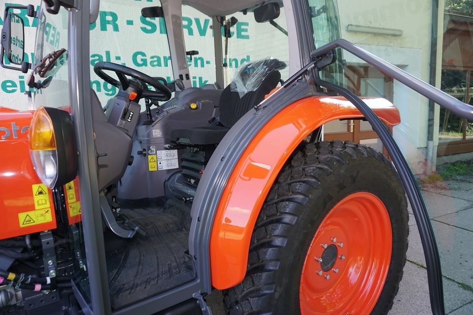 Kubota L2-622 HC Kommunaltraktor, Allradtraktor, Traktor in Kreischa