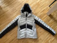 Tolle Jacke von Superdry neu Hessen - Hochheim am Main Vorschau