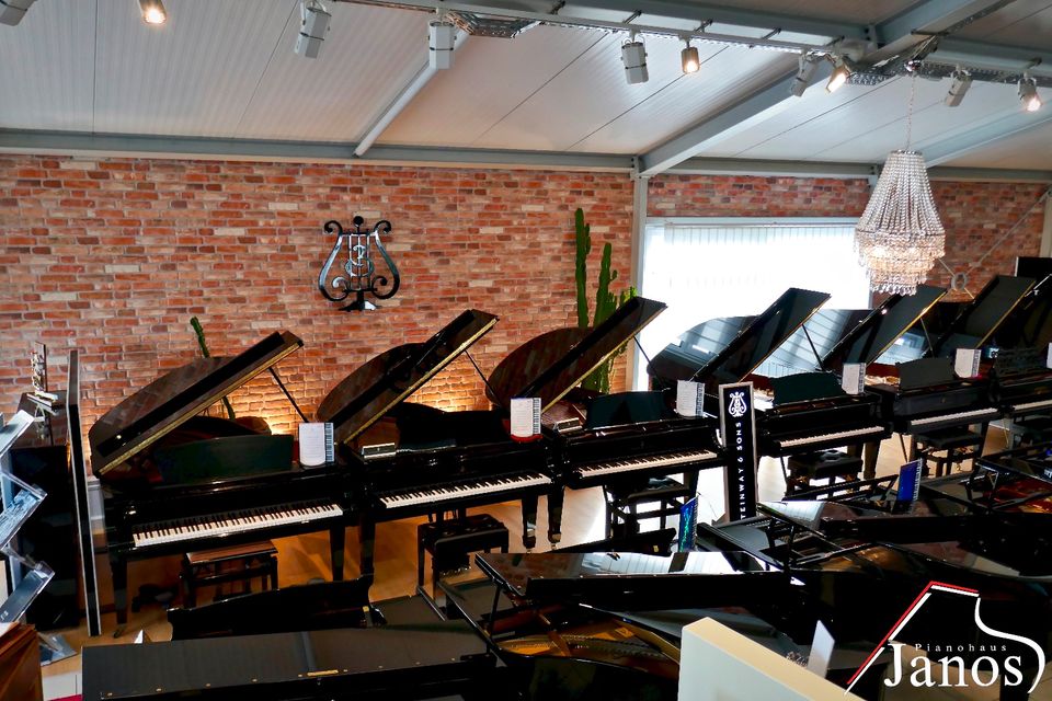Modernes Fibiger Klavier Weiß Glanz ✱ 114 cm ✱ RENNER Mechanik in Königsbrunn