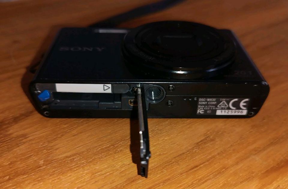 Sony W830 Kompaktkamera in Ainring