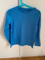 Neuwertiges blaues Langarmshirt von H&M in Gr. 122/128 Nordrhein-Westfalen - Rheda-Wiedenbrück Vorschau