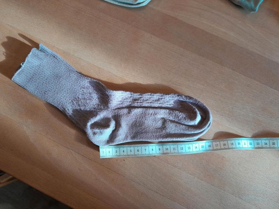 H&M Strümpfe Socken Pastelltöne Frühling Sommer Gr. 34 - 36 in Radebeul