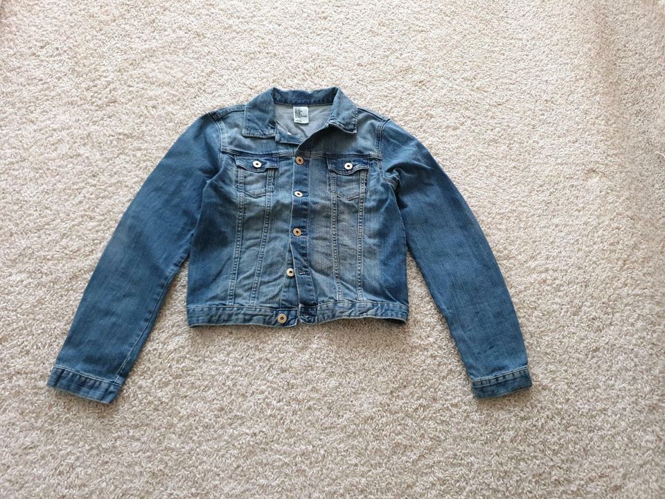 H&M Jacke Denim Gr. 170 Jeans-Jacke blue used in Brieselang