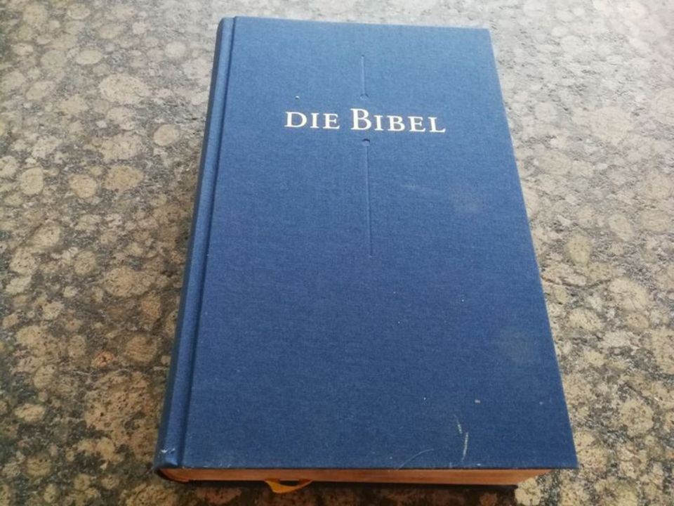 Bibel mit Bildern v. Rembrandt u. a. niederländ. Meistern / 34 I in Bad Homburg