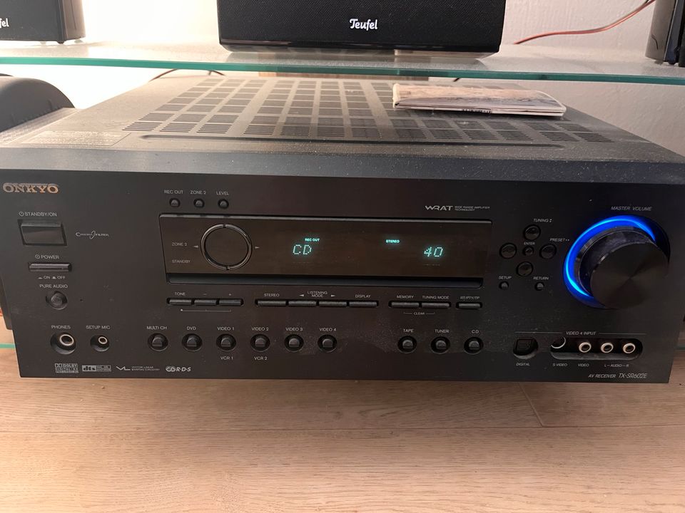 ONKYO AV Reciever in Velbert