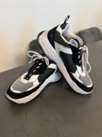 Calvin Klein Jeans Schuhe gr.40 schwarz weis Berlin - Neukölln Vorschau