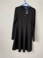 Tommy Jeans Minikleid, schwarz, Größe 40, neu Nordrhein-Westfalen - Stolberg (Rhld) Vorschau