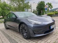 Tesla Model 3 Allradantrieb mit Dualmotor Performa... Baden-Württemberg - Waldenbuch Vorschau