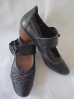 Schwarze Damen Schnallen Schuh "Naturelle" echt Leder Gr. 37 Thüringen - Ronneburg Vorschau