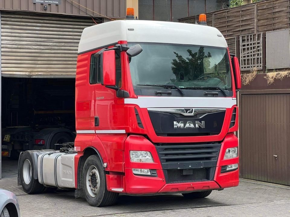 MAN TGX 18.500 Sattelzugmaschiene 500PS 2017 Euro 6 in Hilden