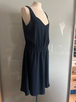 Ärmelloses Kleid Sommerkleid Vila 44 dunkelblau neu. Schwerin - Schelfstadt Vorschau