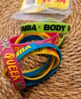 NEU ZUMBA ONE SIZE  8 Stück Armbänder : GLOW Östliche Vorstadt - Hulsberg Vorschau