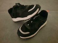 Kinder Sneakers/Sportschuhe/ H&M City Andventure Gr30  schwarz/we Nordrhein-Westfalen - Coesfeld Vorschau