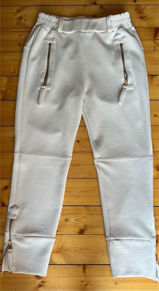 Joggpants creme Gr 36 in Harsewinkel - Marienfeld