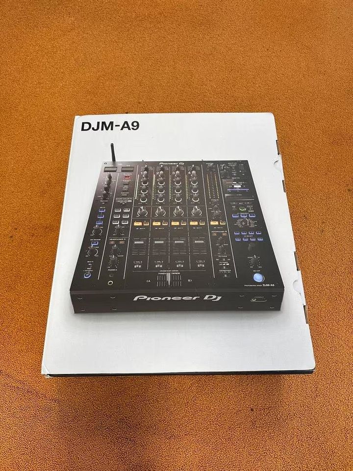 Pioneer CDJ3000 und DJM-A9 (nur Mixer-Box dabei) in München