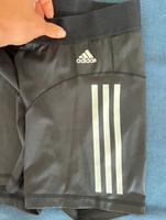 Kurze Shorts von Adidas, Größe M. Aber passt auch für S. Düsseldorf - Unterbilk Vorschau