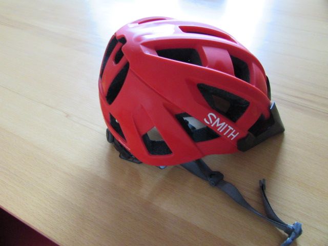 Fahrradhelm in Seeg