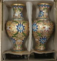 True Vintage 2x Cloisonne Vasen Emaille Jingfa China Tai-wan Frankfurt am Main - Seckbach Vorschau