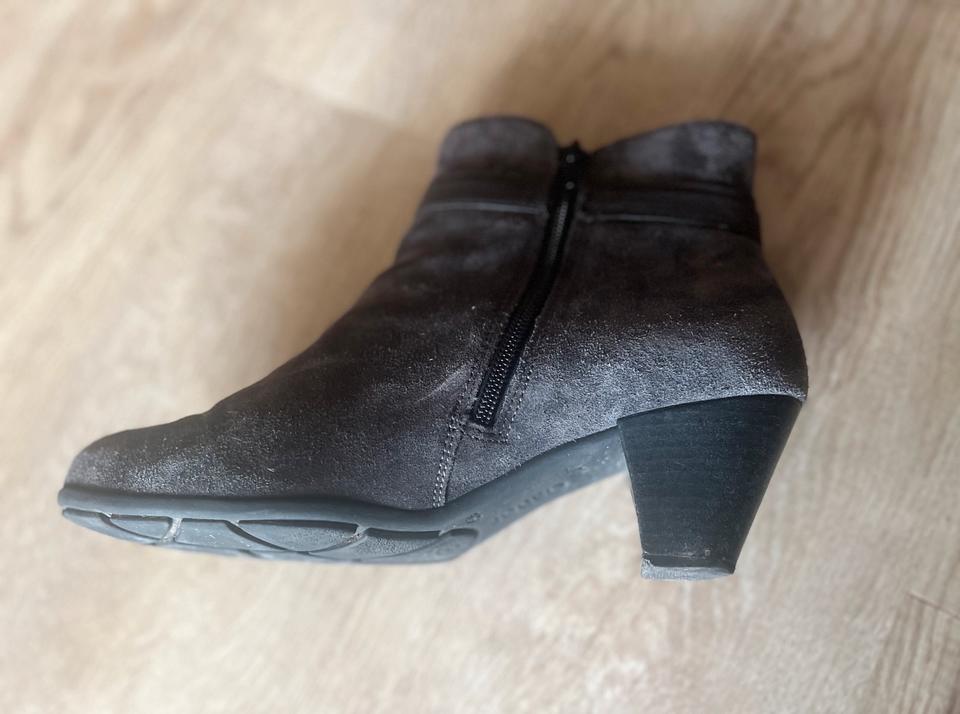 Graue Wildlederstiefeletten von Gabor, Gr. 6 1/2, selten getragen in Wuppertal
