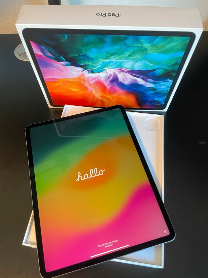 iPad Pro 12,9 Zoll (4. Generation, 2018) 128 GB WiFi + Cellular in Altenholz