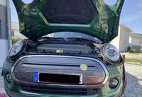 Mini Cooper SE Kühlergrill Frontgrill inkl. PDC Sensoren Baden-Württemberg - Adelberg Vorschau