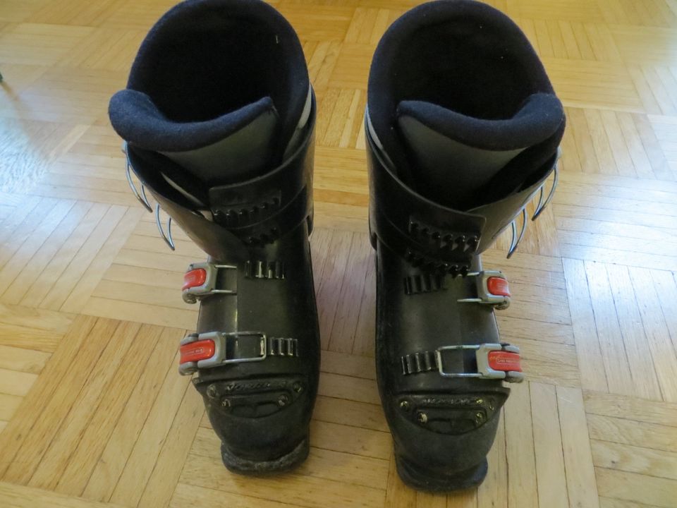 Ski-Schuhe von Nordica Gr. 24.0-24.5 in Gröbenzell