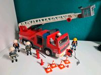 Tolles Feuerwehrauto playmobil Feuerlöscher, Schläuche, Nordrhein-Westfalen - Hagen Vorschau