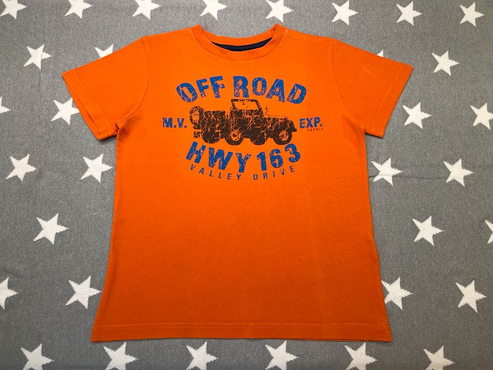 Shirt T-Shirt orange mit Jeep von Esprit Gr. 104 110 in Barnstorf