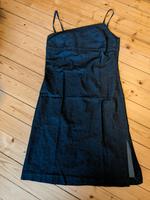 Strenesse Jeanskleid mit schmalen Trägern und Strass-Verzierungen Baden-Württemberg - Karlsruhe Vorschau