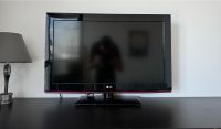 TV Fernseher LG 32 Zoll inklusive Fernbedienung - Top Zustand Frankfurt am Main - Sachsenhausen Vorschau