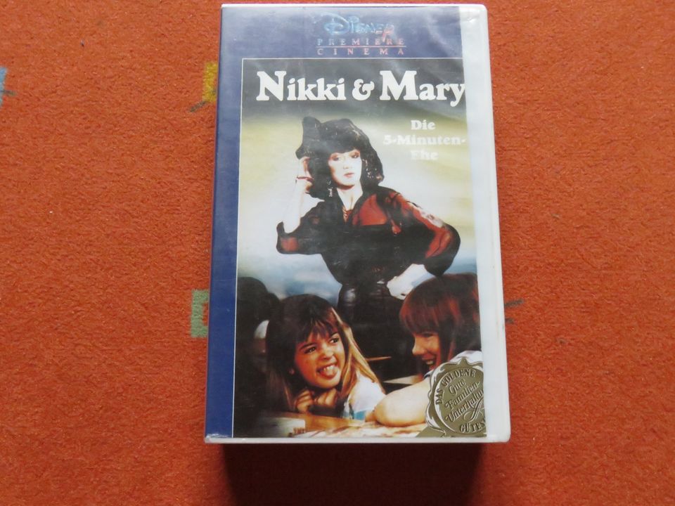 Disney, VHS Video Cassette "Nikki & Mary - Die 5-Min. Ehe" in Meinersen