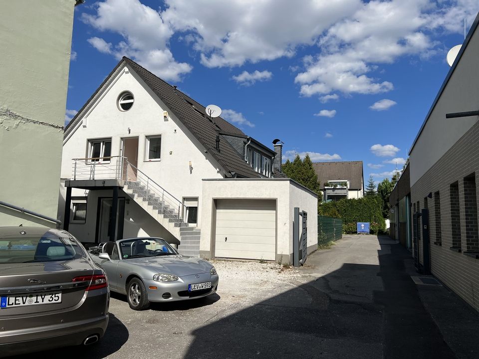 Zentrales Anwesen mit 16 Zimmern in Leverkusen-Schlebusch in Leverkusen