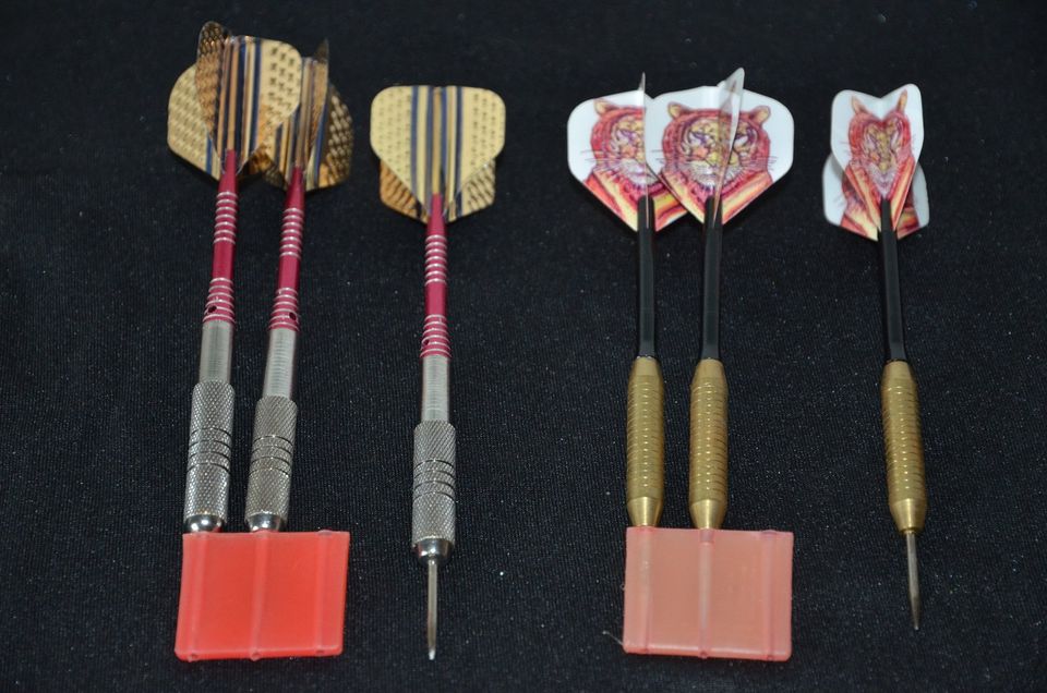 Darts, mit Metallspitzen, 6 Stück, qualitativ hochwertig, sehr gu in  Baden-Württemberg - Reutlingen | eBay Kleinanzeigen ist jetzt Kleinanzeigen