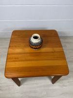 Vintage massiv Teak Couchtisch Beistelltisch danish 70er Niedersachsen - Delmenhorst Vorschau