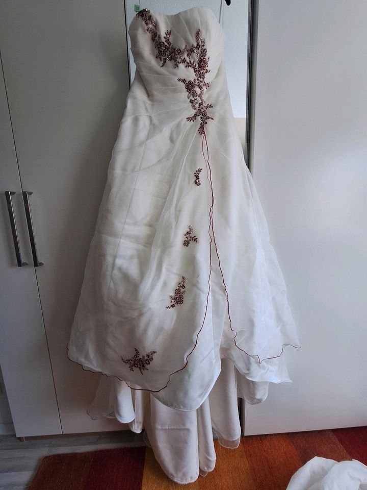 Ladybird Brautkleid Gr. 44 in Nordhausen