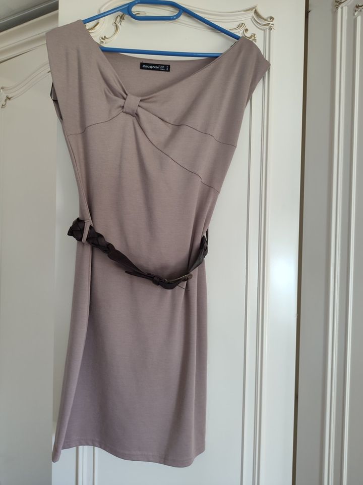 Neues schickes Kleid Gr . S 36 in Neu Wulmstorf