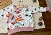 Philara Handmade Raglan Sweater Rehe Blumen 62 / Wunschgröße Baden-Württemberg - Neuried Vorschau