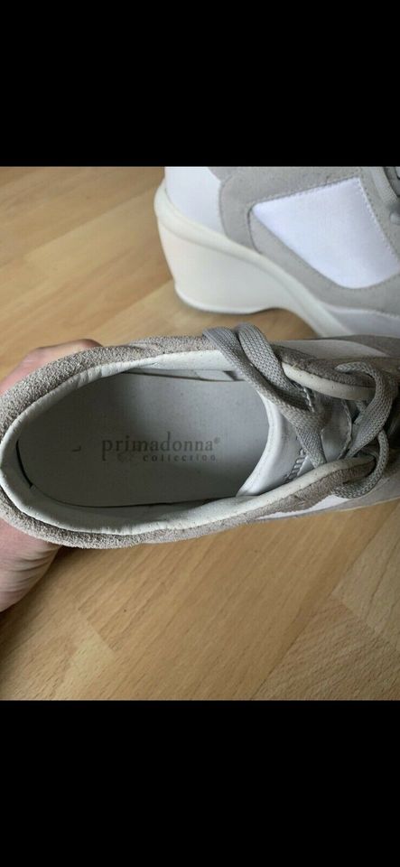 Primadonna Collection Damen Gr.40 Fashion Esprit Stiefeletten in Duisburg