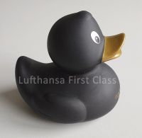 Schwarze Badeente First Class Terminal Lufthansa Gothic ;) Black Nordrhein-Westfalen - Velbert Vorschau