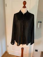 ZARA schwarze Plumetis Bluse Chiffon / M Kr. München - Gräfelfing Vorschau