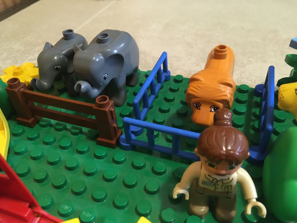 Lego Duplo Zoo Tiere, Platte etc. in Werdau