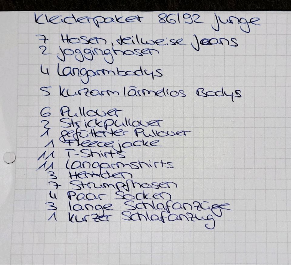 Kleiderpaket 86/92 Junge in Moos