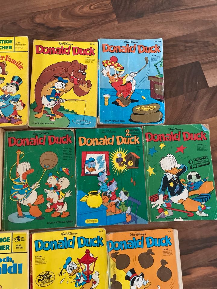 Alte Lustige Taschenbücher, Donald Duck Comics in Forchheim