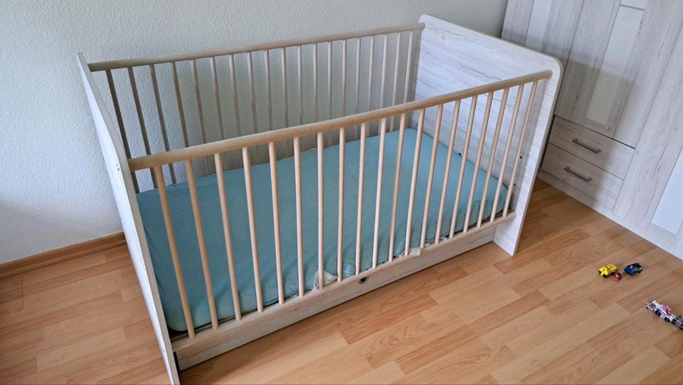 Babybett/ Gitterbett 70cm * 140 cmm in Leipzig