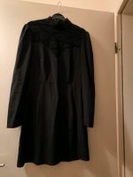 Kleid schwarz kurz mit Spitzeneinsatz/Auschnitt Gr. 34 Niedersachsen - Braunschweig Vorschau